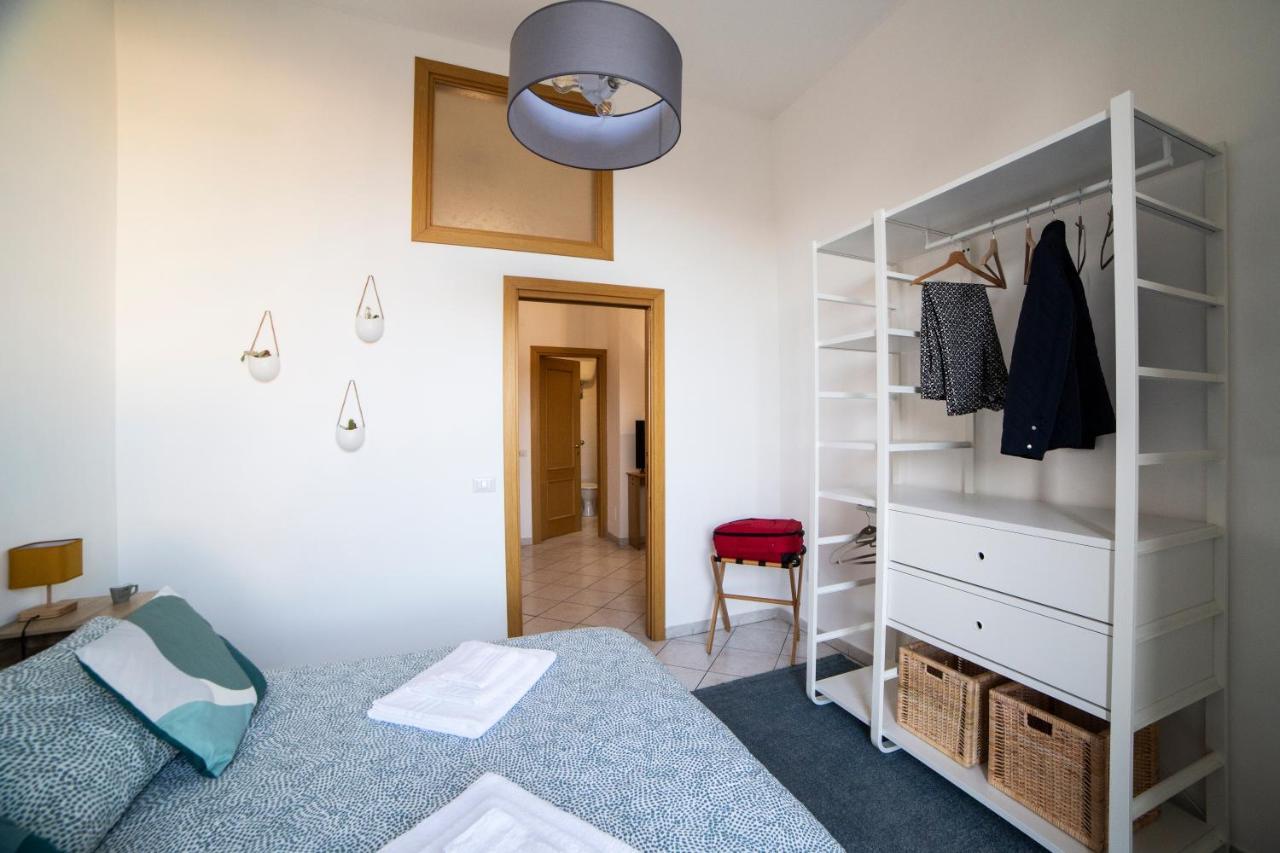 Bnb Al Centro E Meglio, Napoli Apartment ภายนอก รูปภาพ